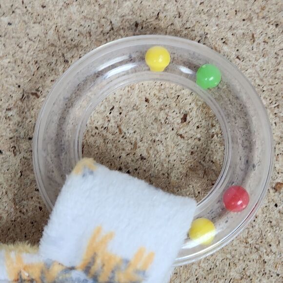 Modern Baby Giraffe Security Blanket Lovey Teether Toy White yellow gray Rattle - Picture 6 of 14